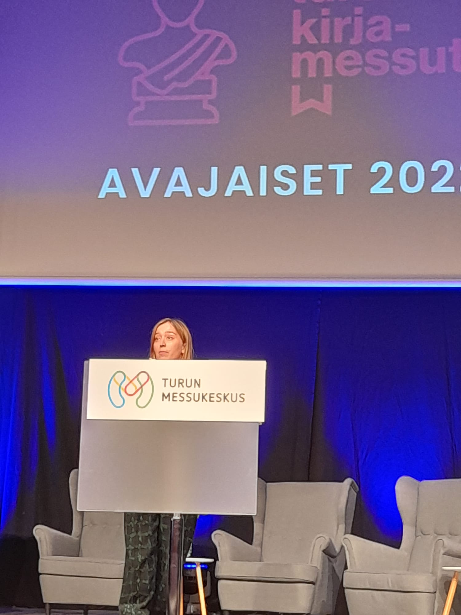 Read more about the article Anni Mikkelssonin puheenvuoro Turun Kirjamessujen avajaisissa 30.9.2022